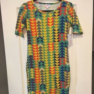 BNWT JULIA DRESS SIZE XS LULAROE